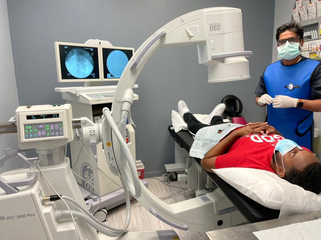 Best Pain Management Doctor In Sugar Land 77379 | Dr. Junaid